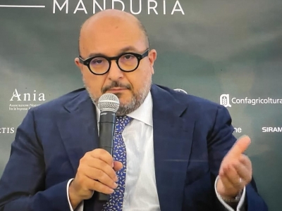 SANGIULIANO:  "Con il ricavato dei biglietti riusciremo ad alimentare qualche mensa per i poveri"